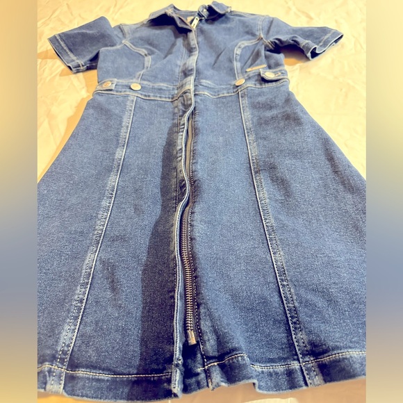 Tommy Hilfiger Classic Blue Denim Dress - Picture 5 of 8